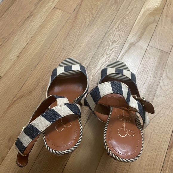 Jessica Simpson Black and Cream Striped Heels - Picture 4 of 4